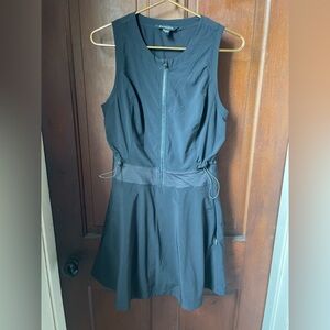 Athleta women's size 10 sleeveless black athletic dress